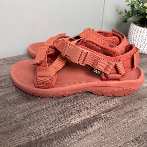 Teva Hurricane Verge Womens size 10 Sandals Salmon Pink EUC #1121535 - Picture 3 of 9